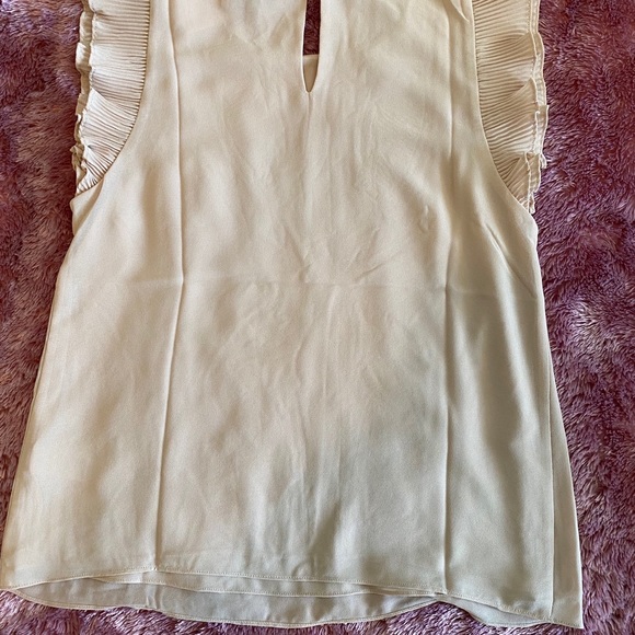 Nude blouse - Picture 2 of 2